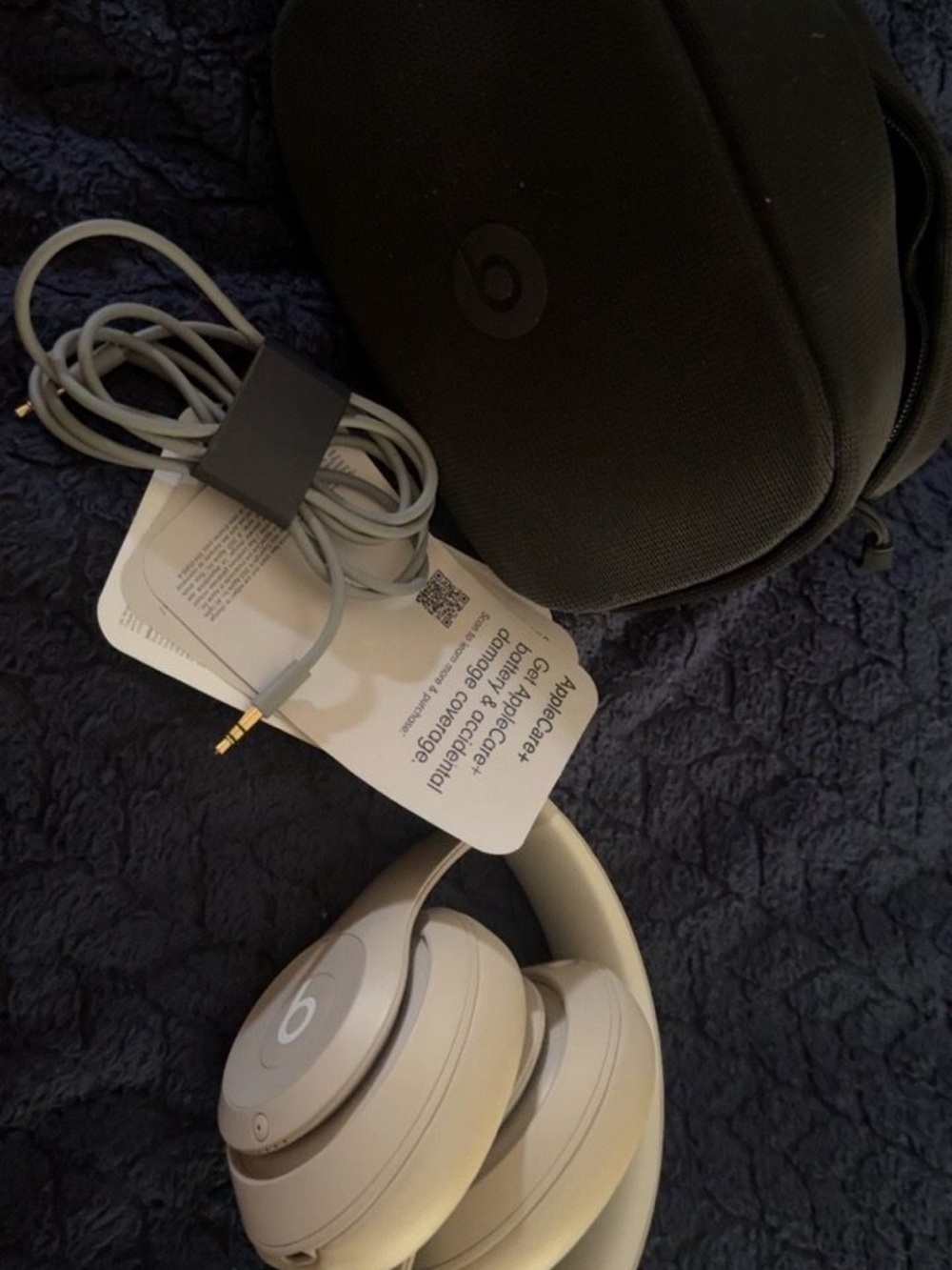 Beats Studio Pro Wireless Headphones - Cream